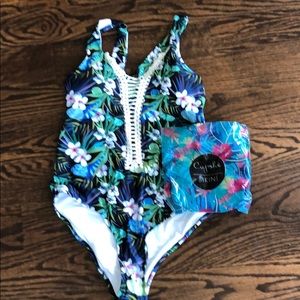 One piece bathing suit